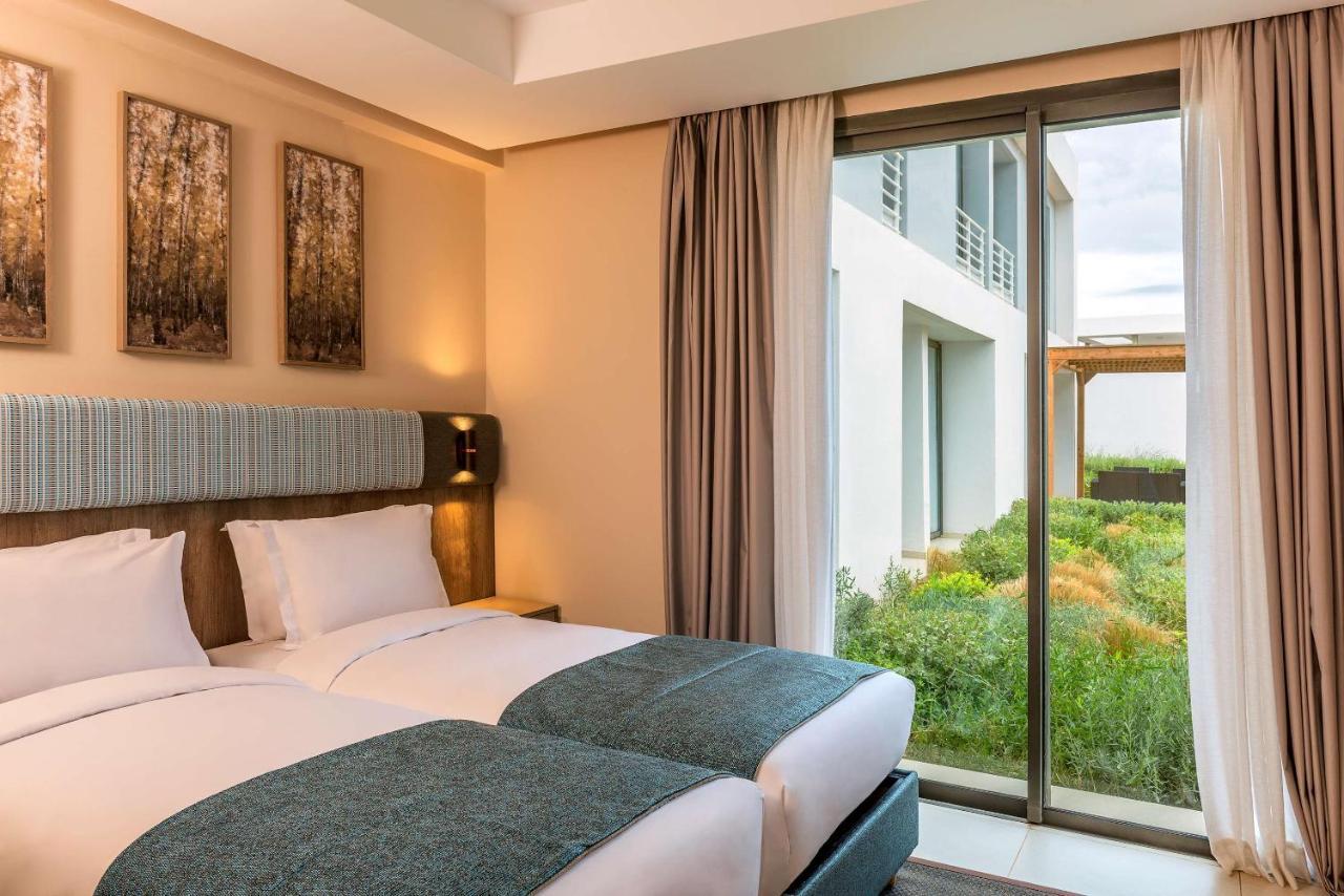 Radisson Blu Residences อัลฮอเคม่า ภายนอก รูปภาพ