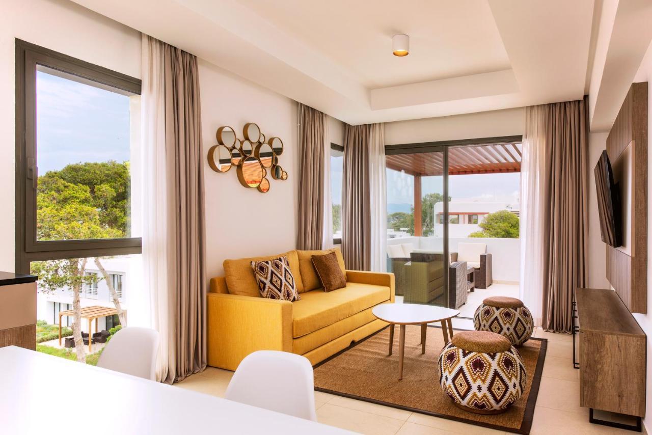 Radisson Blu Residences อัลฮอเคม่า ภายนอก รูปภาพ